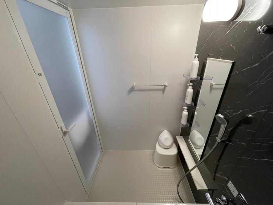 Wolf Pack Apartment 33 Osaka Exterior photo
